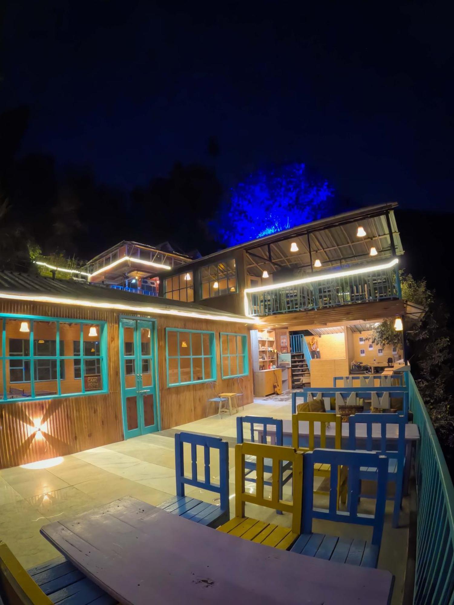 Hostel 360 Degree, Jibhi ภายนอก รูปภาพ